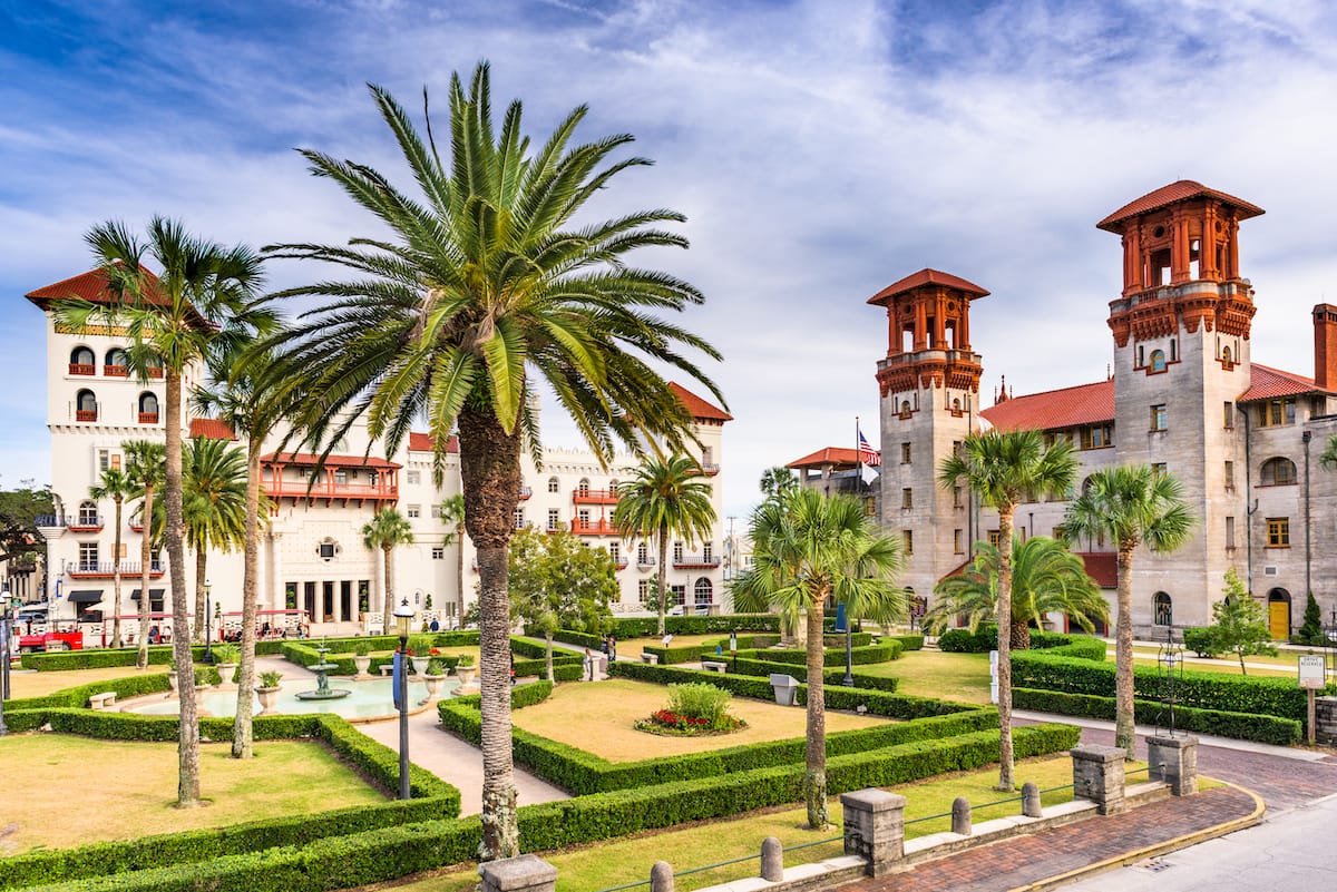 24 meilleurs endroits à visiter en février aux États-Unis (+ conseils de voyage!)